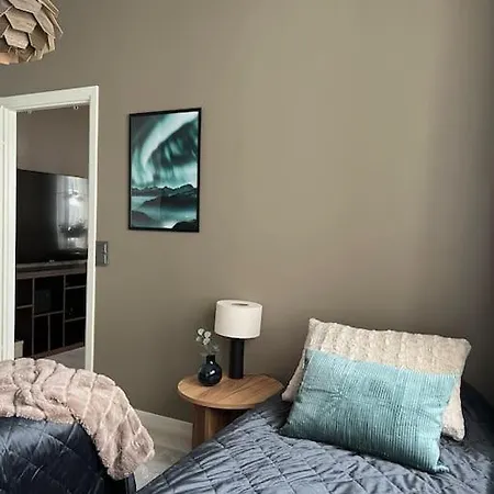 Huoneisto Sauna, Parking, 350mb, 65 Hdtv, Games, Dryer *