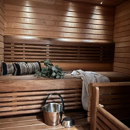 Sauna, Parking, 350mb, 65 Hdtv, Games, Dryer * Rovaniemi